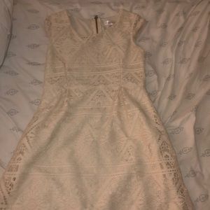 Children’s white patterned dress